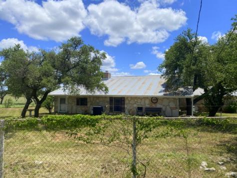 637 Fm 479 Mountain Home TX 78058