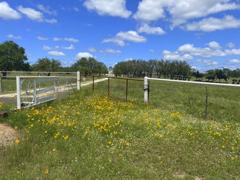 637 Fm 479 Mountain Home TX 78058