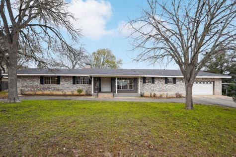 706 Cardinal Drive Kerrville TX 78028
