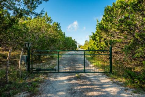 4323 Fm 3240 Bandera TX 78003
