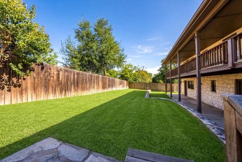 1300 Warbler Drive Kerrville TX 78028