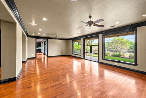 521 Guadalupe Street Kerrville TX 78028