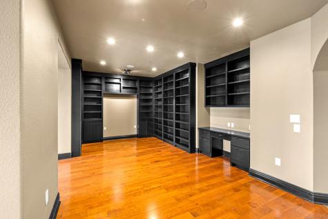 521 Guadalupe Street Kerrville TX 78028