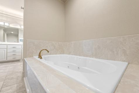 521 Guadalupe Street Kerrville TX 78028