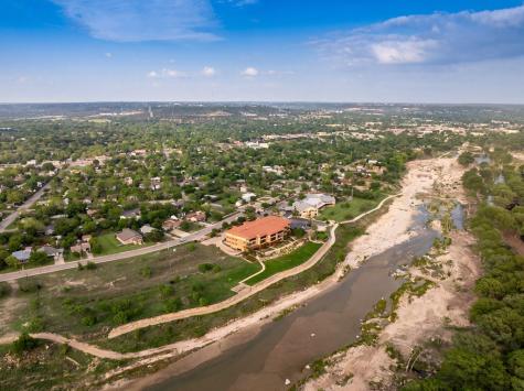 521 Guadalupe Street Kerrville TX 78028