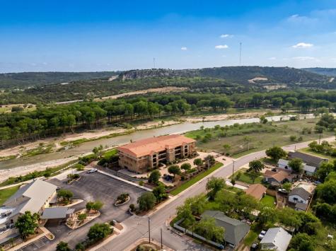 521 Guadalupe Street Kerrville TX 78028
