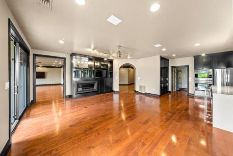 521 Guadalupe Street Kerrville TX 78028