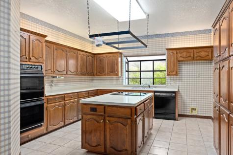 416 West Crest Drive Kerrville TX 78028