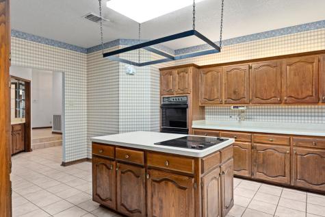 416 West Crest Drive Kerrville TX 78028