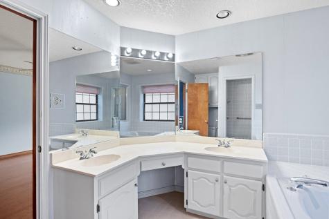 416 West Crest Drive Kerrville TX 78028
