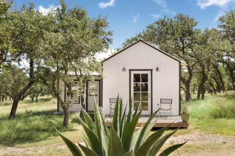 434 Gold-schaefer Road Fredericksburg TX 78624