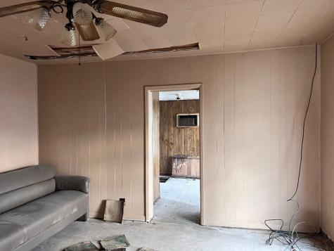 00 Dry Creek Road Barksdale TX 78828