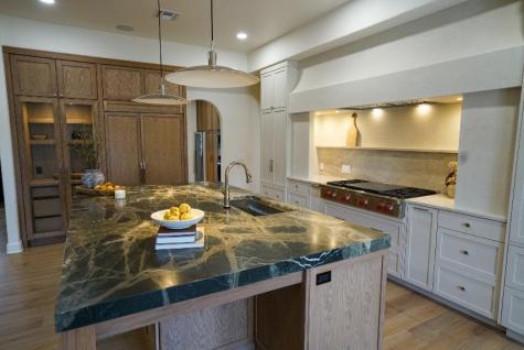 140 Oakhampton Trail Ingram TX 78025