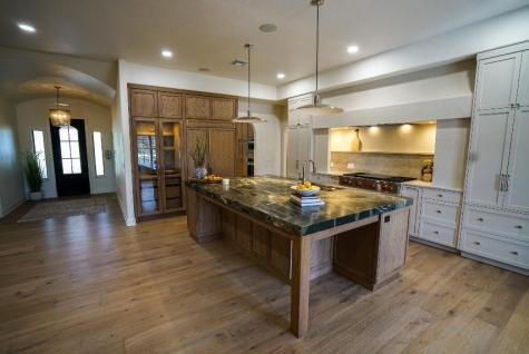 140 Oakhampton Trail Ingram TX 78025