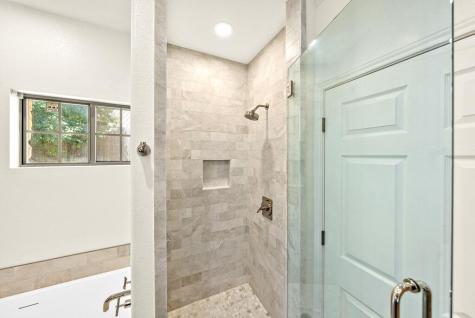 140 Oakhampton Trail Ingram TX 78025