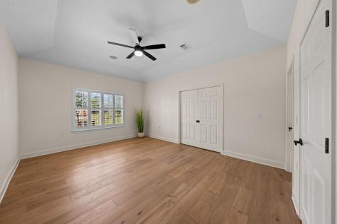 140 Oakhampton Trail Ingram TX 78025