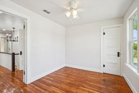 1513 Jefferson Street Kerrville TX 78028