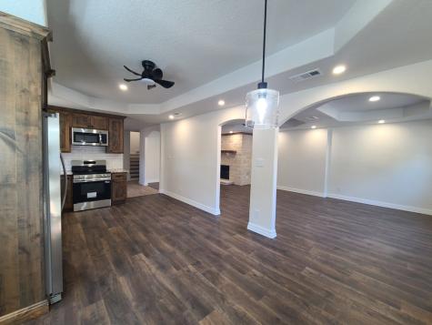 521 #D Sand Bend Kerrville TX 78028