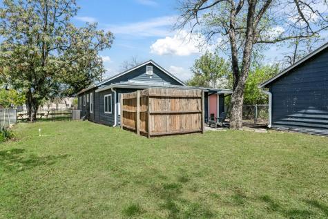 605 Robinson Avenue Kerrville TX 78028