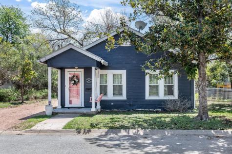 605 Robinson Avenue Kerrville TX 78028