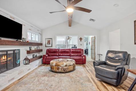 305 Oak Wood Road Kerrville TX 78028