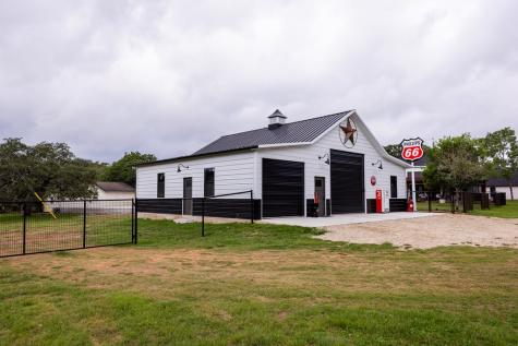 305 Oak Wood Road Kerrville TX 78028