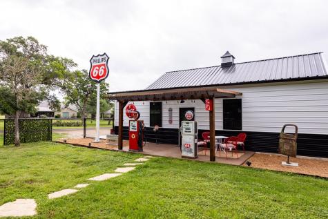 305 Oak Wood Road Kerrville TX 78028