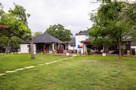 305 Oak Wood Road Kerrville TX 78028