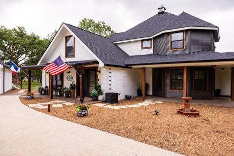 305 Oak Wood Road Kerrville TX 78028