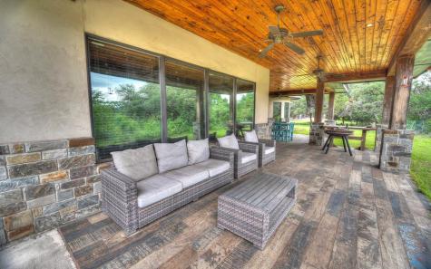 200 Skippin Stone Lane Concan TX 78838
