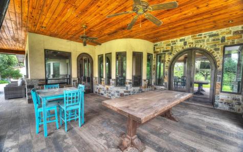200 Skippin Stone Lane Concan TX 78838