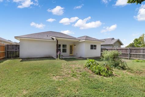 1904 Weston Loop Kerrville TX 78028