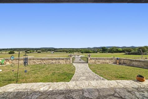 360 Bluff Creek Road Center Point TX 78010
