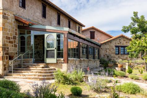 250 Hidden Hills Ranch Road Camp Verde TX 78010