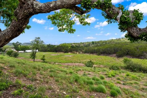 161 Balsly Road Center Point TX 78010