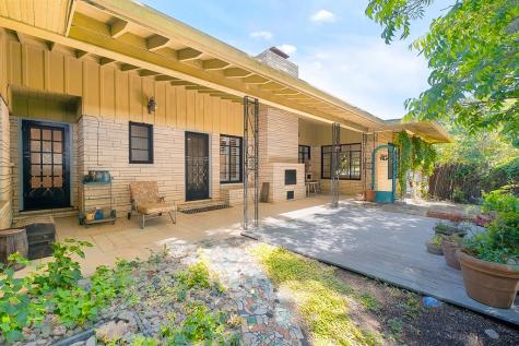 825 Myrta Street Kerrville TX 78028