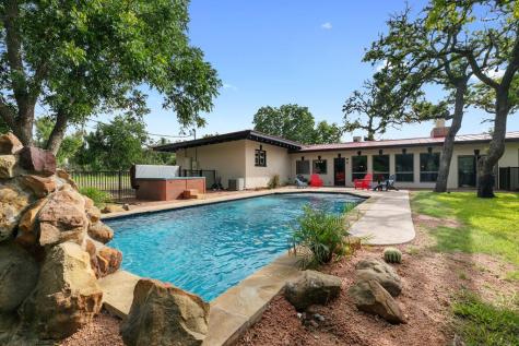 48 Kneese Road Fredericksburg TX 78624