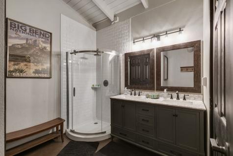 48 Kneese Road Fredericksburg TX 78624