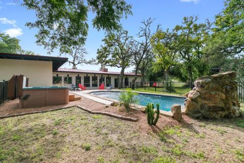 48 Kneese Road Fredericksburg TX 78624