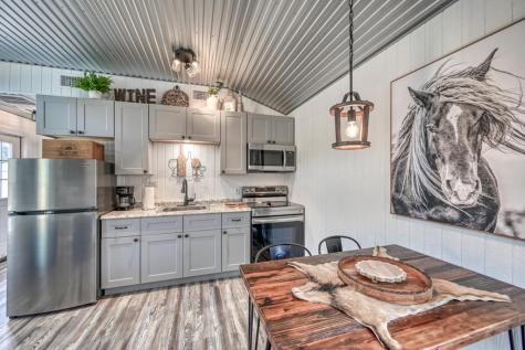 48 Kneese Road Fredericksburg TX 78624