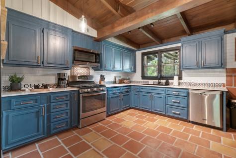 48 Kneese Road Fredericksburg TX 78624