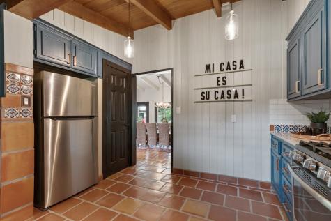 48 Kneese Road Fredericksburg TX 78624