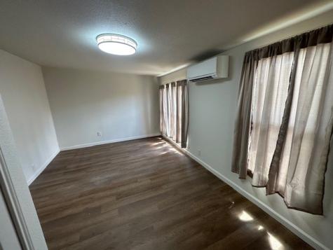 109 Leon Street London TX 76854