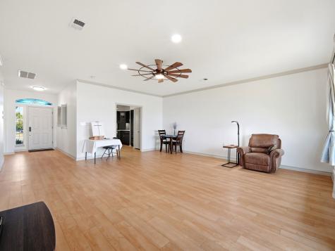 1044 Edinburgh Kerrville TX 78028
