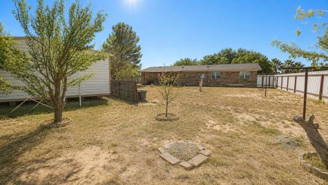 1105 Mustang Lane Mccamey TX 79752