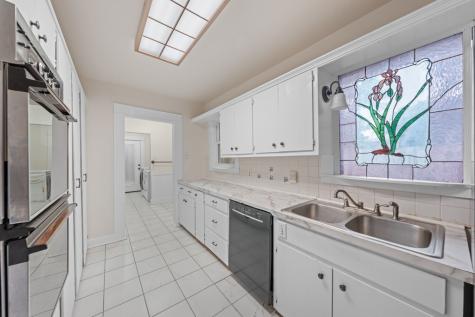 1209 Park Street Kerrville TX 78028
