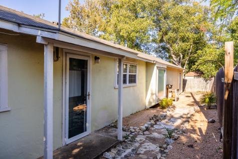 1402 Mcallen Street Kerrville TX 78028