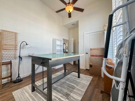 1048 Roanoke Lane Kerrville TX 78028