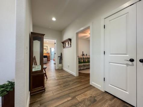 1048 Roanoke Lane Kerrville TX 78028