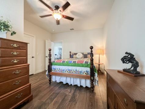 1048 Roanoke Lane Kerrville TX 78028